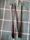 Pinça de Cozinha em Aço Inox 24cm ou 28cm Pegador para Churrasco Grelha e Alimentos